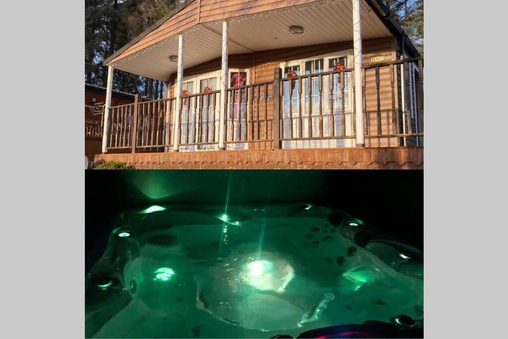 Cosy Woodlands Lodge With Hot Tub, Decking & Garden 比特克 外观 照片